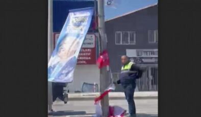 Bayraklı’da ‘afiş’ krizi! Belediyeden açıklama: ‘Seçim kurulunun kararı’