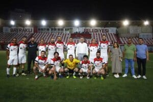 Bayraklı Belediyesi gelenekselleştirdiği kurum i&ccedil;i Başkanlık futbol turnuvasının finalini ger&ccedil;ekleşti.