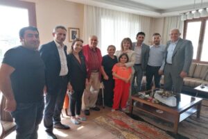 Cumhuriyet Halk Partisi Bayraklı İlçe Örgütü, Ramazan Bayramı’nda ‘partinin çınarlarını‘