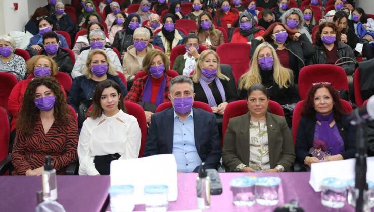 Bayraklı'da 'kadın' festivali: 'Bir gün değil her gün yanınızdayız'