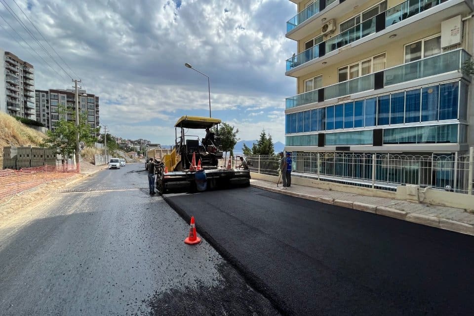 Bayraklı Belediyesi Fen İşleri M&uuml;d&uuml;rl&uuml;ğ&uuml;, İzmir B&uuml;y&uuml;kşehir Belediyesinin destekleriyle il&ccedil;enin