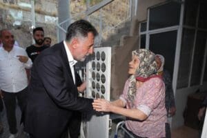Bayraklı&rsquo;nın sorunlarını yerinde incelemek ve vatandaşların taleplerini ilk ağızdan dinlemek