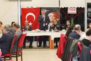 Umutla beklenen 2023&rsquo;&uuml;n coşkusunu toplumun farklı kesimlerine yayan Bayraklı Belediyesi,
