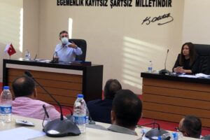 Bayraklı Belediye Meclisi&rsquo;nin&nbsp;Temmuz ayı ikinci meclis oturumunda tasarruf genelgesinin okunması