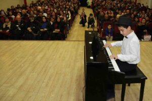 Bayraklı Belediyesi yeni d&ouml;nem k&uuml;lt&uuml;r- sanat ve hobi kurslarını yeni