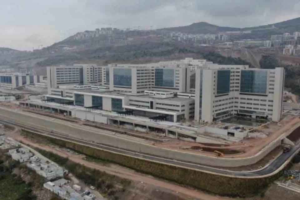 Cumhurbaşkanı Erdoğan'ın 17 Şubat İzmir programında a&ccedil;ılışını ger&ccedil;ekleştirmesi beklenilen Bayraklı