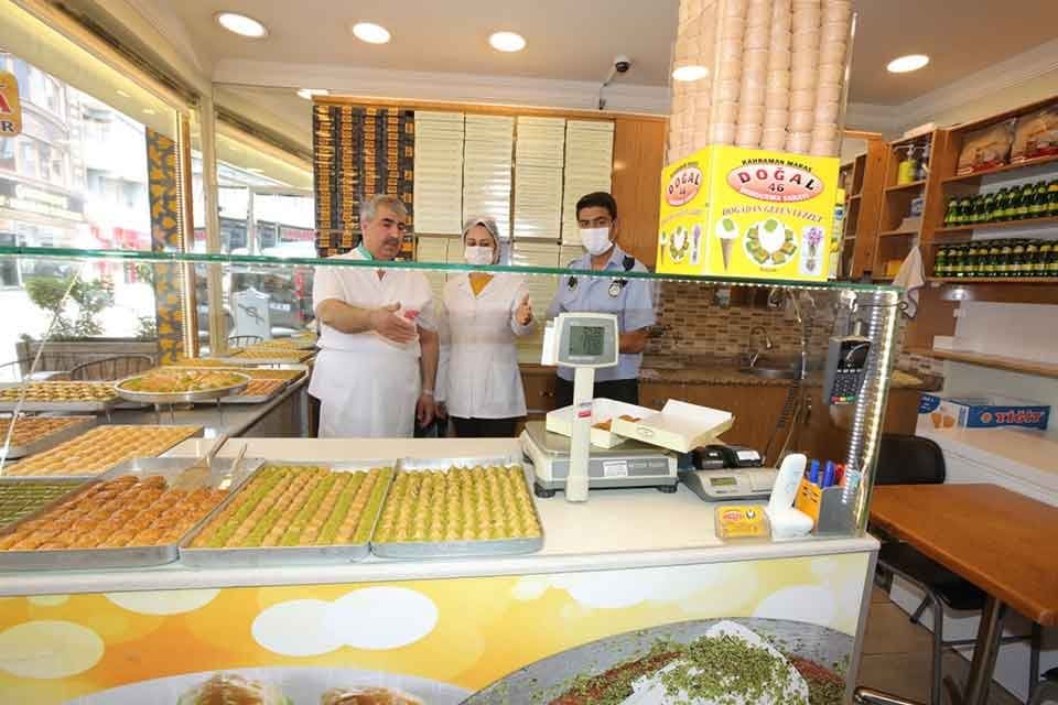 Bayraklı Belediyesi Zabıta M&uuml;d&uuml;rl&uuml;ğ&uuml; ekipleri, yaklaşan Ramazan Bayramı &ouml;ncesi il&ccedil;ede