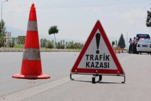 İ&ccedil;işleri Bakanı Soylu, bayram tatilinde ger&ccedil;ekleşen trafik kazaları sonucu 64