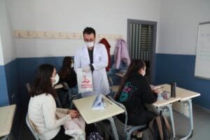 Bayraklı Belediyesi Sosyal Etkinlik Merkezi BAYSEM'de y&uuml;z y&uuml;ze eğitimler yeniden