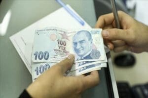 Bankacılık D&uuml;zenleme ve Denetleme Kurumunca (BDDK), bankaların "donuk alacak" olarak