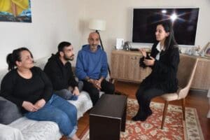 Malatya&rsquo;dan, deprem felaketinin ardından İzmir'e gelip, bir yakınlarının yanına yerleşen