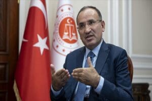 Adalet Bakanı Bekir Bozdağ, CMK Tarifesi'nin iyileştirilmesi talebi ile eylem