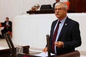 Y&uuml;zde 70&rsquo;inin r&uuml;zgar ve g&uuml;neş enerji santrallerine ayrılan Karaburun Yarımadası&rsquo;nda