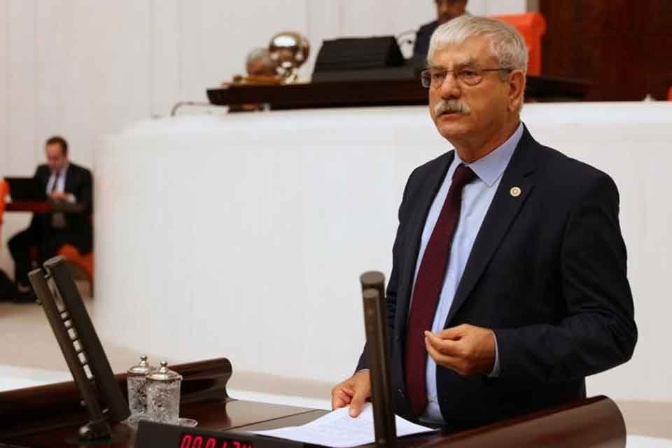Y&uuml;zde 70&rsquo;inin r&uuml;zgar ve g&uuml;neş enerji santrallerine ayrılan Karaburun Yarımadası&rsquo;nda