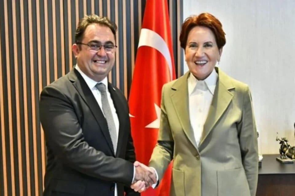 Antalya'nın İbradı il&ccedil;esinin Memleket Partili belediye başkanı Serkan K&uuml;&ccedil;&uuml;kkuru, partisinden