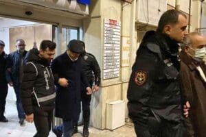 Beşiktaş Belediyesi'nin eski y&ouml;netimine "r&uuml;şvet" operasyonu kapsamında g&ouml;zaltına alınan ve