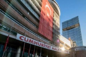CHP Yerel Y&ouml;netimlerden Sorumlu Genel Başkan Yardımcısı&nbsp;Seyit&nbsp;Torun,&nbsp;Kara Kış Fonu kapsamında