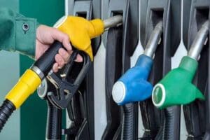Brent petrol&uuml;n 3 Ocaktan bug&uuml;ne 86 dolardan 79 dolara kadar