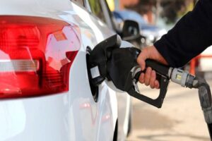 Bu gece yarısından itibaren ge&ccedil;erli olmak &uuml;zere benzine 2.18 TL,