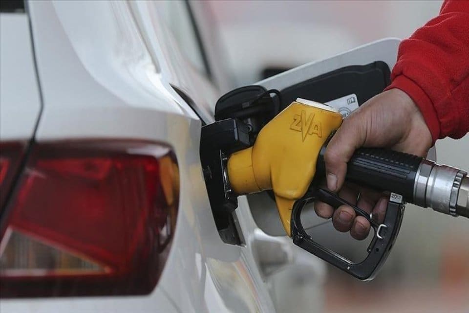 Benzine 2 lira 13 kuruş, LPG'ye 1 lira 71 kuruş