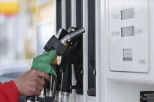 Benzin ve motorin fiyatları son dakika: OPEC'in petrol &uuml;retimini kısma