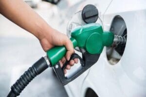 Kurda bug&uuml;n belirgin bir d&uuml;ş&uuml;ş olmazsa benzine, yarın geceden ge&ccedil;erli