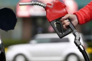 Bu gece yarısından itibaren ge&ccedil;erli olmak &uuml;zere benzine 63 kuruş