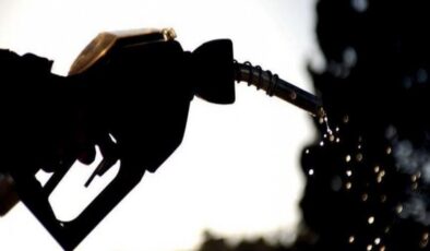 Benzine zam: Pompaya yansıyacak