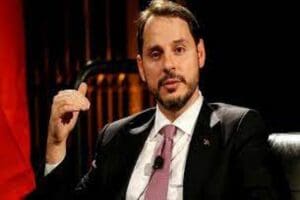 Eski Hazine ve Maliye Bakanı Berat Albayrak'ın, &Ccedil;amlıca Camisi'ndeki cuma