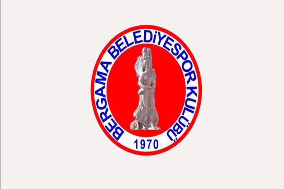 TFF 3'&uuml;nc&uuml; Lig'de kongresini yapıp teknik direkt&ouml;rl&uuml;k g&ouml;revine Murat Yoldaş'ı