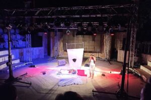 İzmir B&uuml;y&uuml;kşehir Belediye Başkanı Tun&ccedil; Soyer&rsquo;in İzmir&rsquo;i bir k&uuml;lt&uuml;r sanat