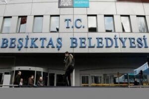 Beşiktaş Belediyesi&rsquo;ne&nbsp;İstanbul Emniyeti Mali Su&ccedil;larla M&uuml;cadele Şube M&uuml;d&uuml;rl&uuml;ğ&uuml;&nbsp;Polisleri tarafından operasyon