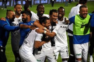 S&uuml;per Lig'de 7'nci hafta m&uuml;cadelesinde Altay, evinde 1-0 geriye d&uuml;şt&uuml;ğ&uuml;