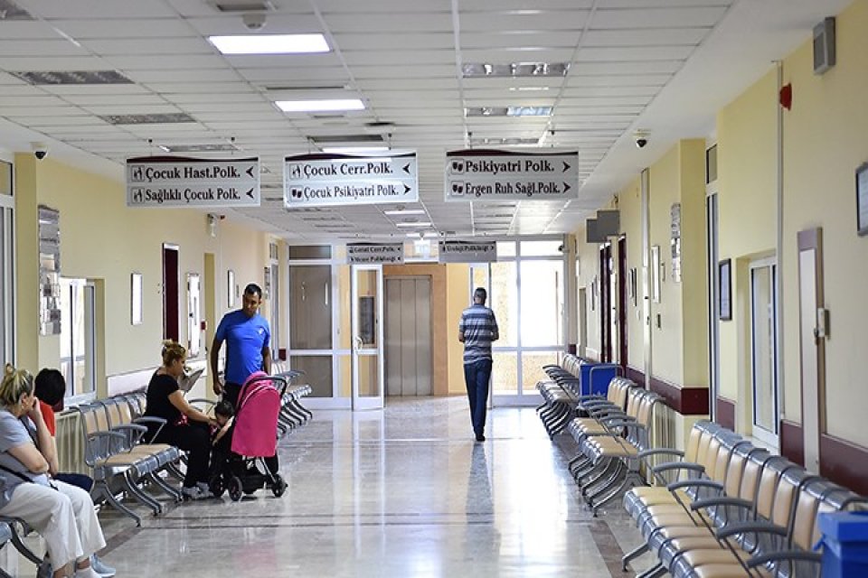 Sağlık Bakanlığı’nın başlattığı beyaz reform kapsamında İzmir’de 11 hastane ve