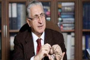 24 TV&rsquo;de yayınlanan Arafta Sorular'da, Prof. Dr. İsmail Hakkı Aydın,