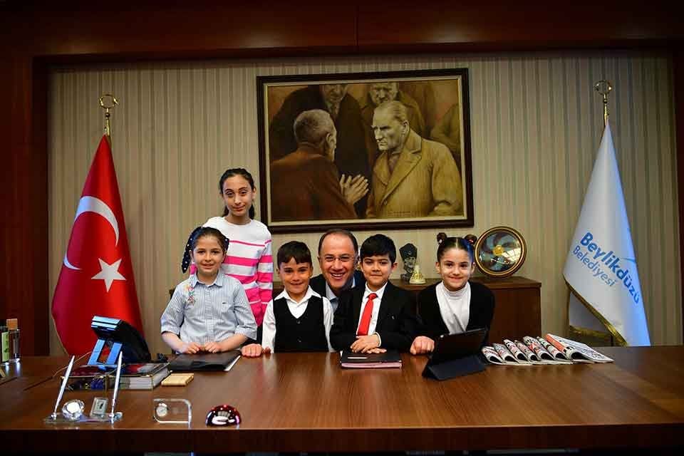 Beylikd&uuml;z&uuml; Belediyesi&rsquo;nin 23 Nisan Ulusal Egemenlik ve &Ccedil;ocuk Bayramı kutlamaları,