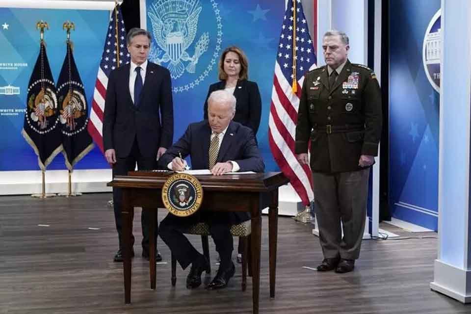 ABD Başkanı Joe Biden, Rusya-Ukrayna savaşının 21. g&uuml;n&uuml;nde &ouml;nemli a&ccedil;ıklamalarda