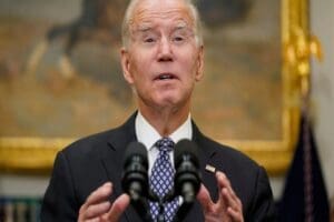 ABD Başkanı Joe Biden, doğum g&uuml;n&uuml;n&uuml; kutladığı &uuml;nl&uuml; insan hakları