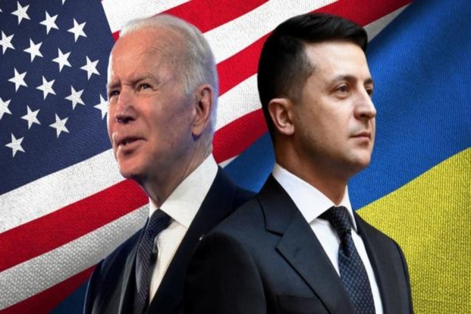 ABD Başkanı Joe Biden, Ukrayna Devlet Başkanı Vladimir Zelenskiy ile