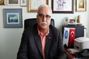 Bilim Kurulu &Uuml;yesi Prof. Dr. Tevfik &Ouml;zl&uuml;, salgında gelinen son