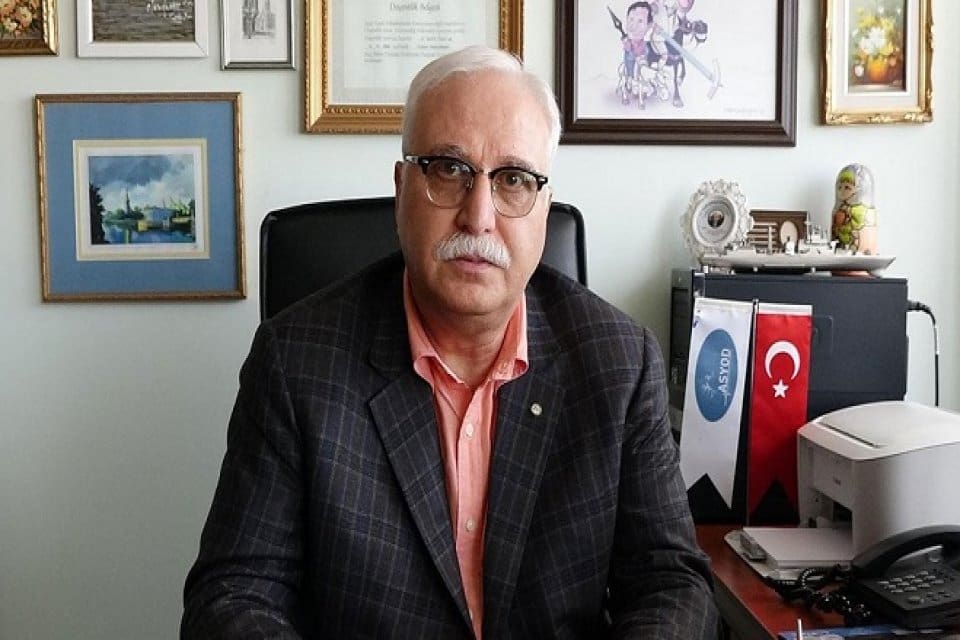 Bilim Kurulu &Uuml;yesi Prof. Dr. Tevfik &Ouml;zl&uuml;, salgında gelinen son
