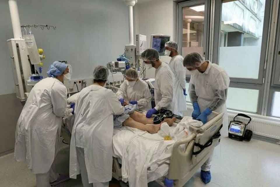SAĞLIK Bakanlığı Koronavir&uuml;s Bilim Kurulu &Uuml;yesi Prof. Dr. Sema Turan,