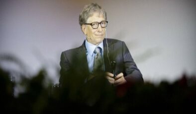 Bill Gates aşı olmayanlara dikkat çekti: 'Yeni salgın gelince…'