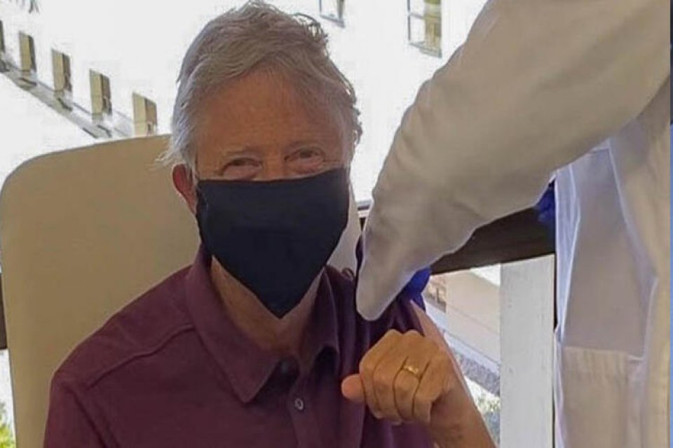 Birçok bilimsel projenin yanında koronavirüs aşısı çalışmalarına yaptığı yatırımlarla bilinen