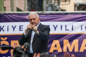 AK Parti Genel Başkanvekili Binali Yıldırım, "Siyasette bir gerçek vardır.