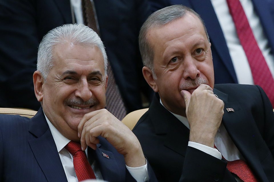 AK Parti Genel Başkan Vekili Binali Yıldırım, "&Ouml;n&uuml;m&uuml;zdeki sene 3