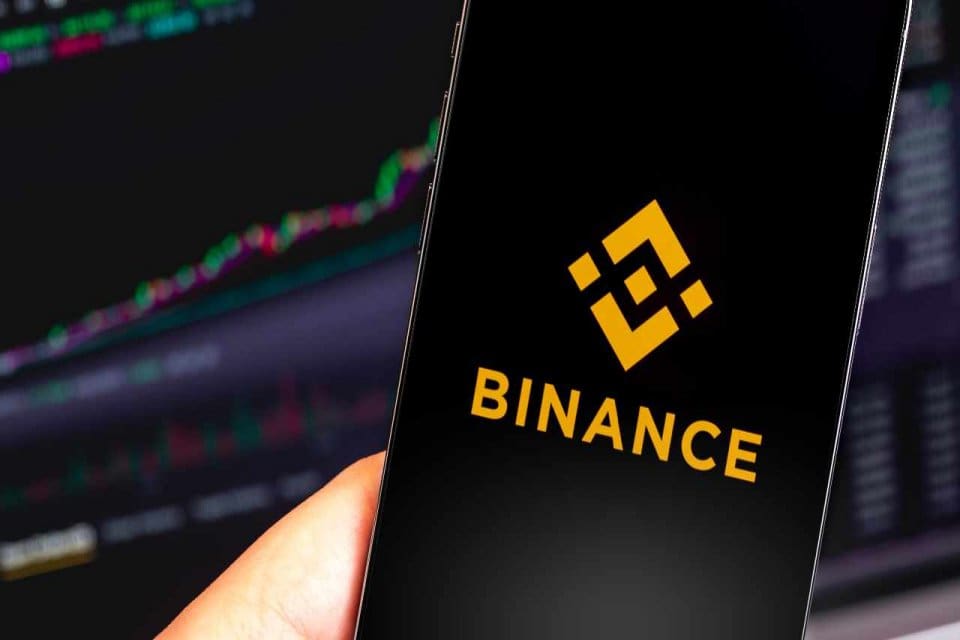 D&uuml;nyanın en b&uuml;y&uuml;k kripto para borsası Binance, aşırı volatil seyreden