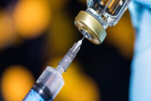 Avrupa İlaç Ajansı, BioNTech ve Pfizer'in geliştirdiği Kovid-19 aşısının AB'de