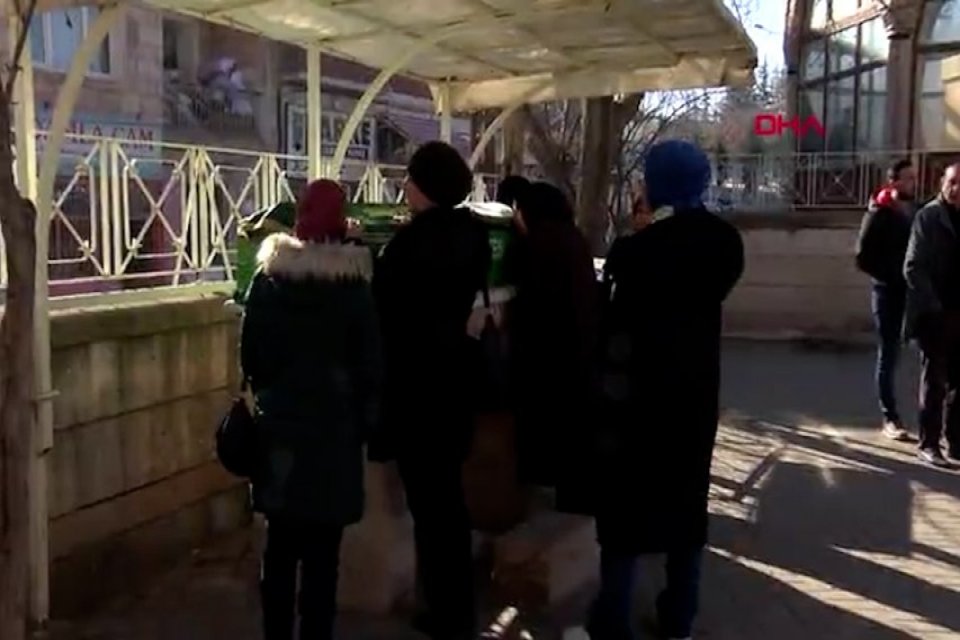 İstanbul'da görev yapan doktor Emine Kütük Uzunoğlu 38 yaşında hayatını