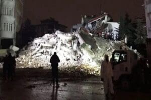 Gaziantep'te &ccedil;&ouml;ken Ayşe Mehmet Polat sitesinin m&uuml;teahhidi ve fenni m&uuml;messili